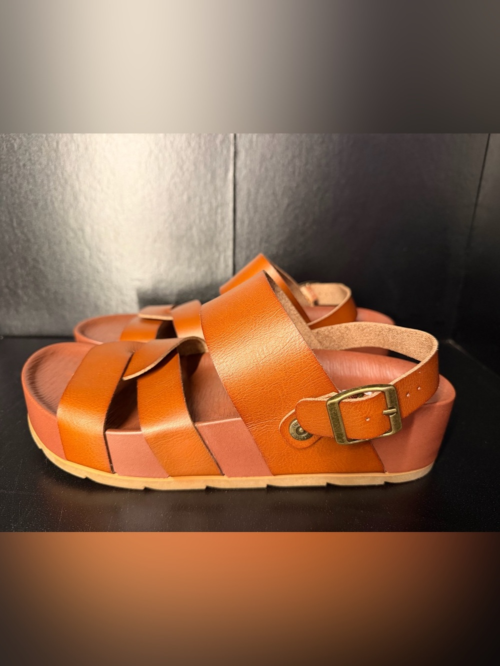 NWOT Tearkiss Tan Faux Leather Platform Wedge Sandals Sz 8.5